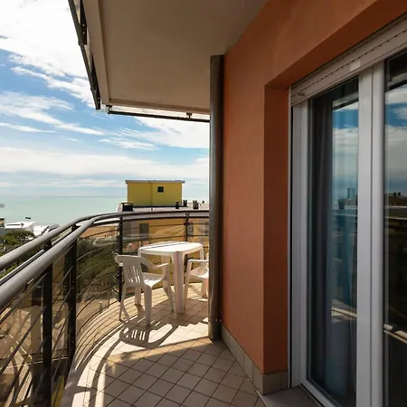 Sheila ليدو دي يسولو