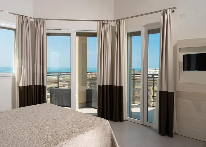 Sheila Hotel 4*