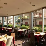 Hotell Sheila 4*